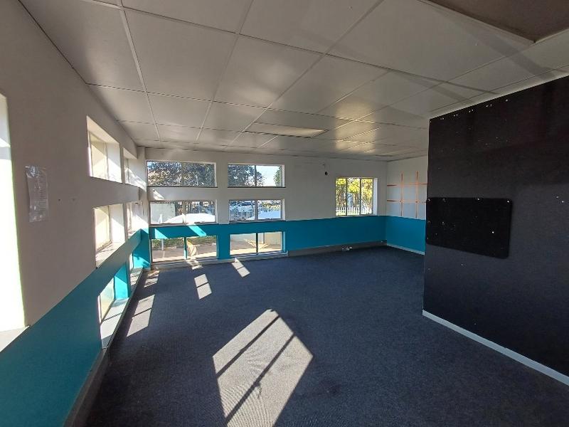 To Let Commercial Property for Rent in Rooihuiskraal Gauteng