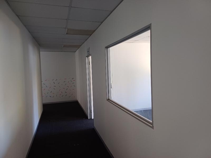 To Let Commercial Property for Rent in Rooihuiskraal Gauteng