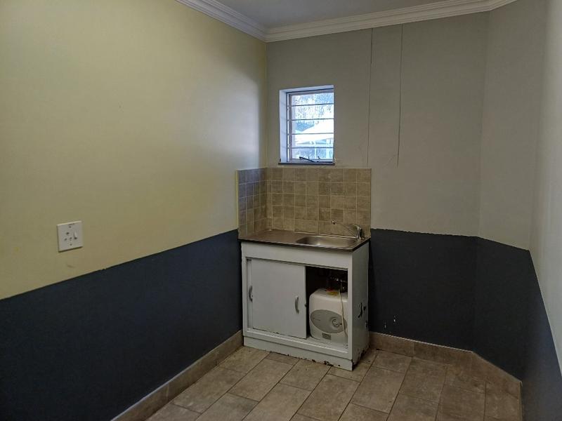 To Let Commercial Property for Rent in Rooihuiskraal Gauteng