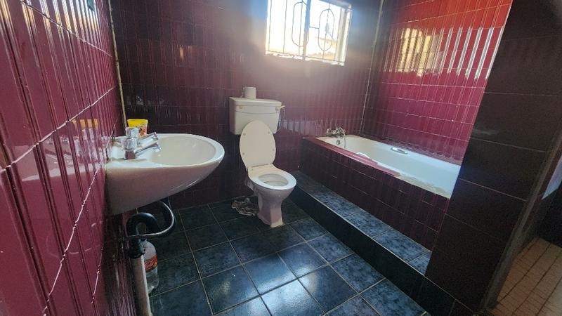 4 Bedroom Property for Sale in Villa Liza Gauteng