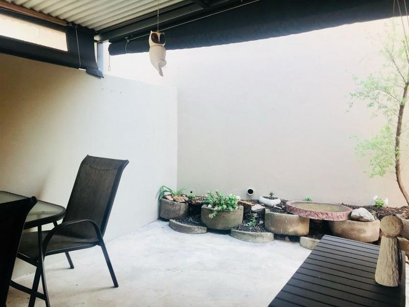 To Let 1 Bedroom Property for Rent in Darrenwood Gauteng
