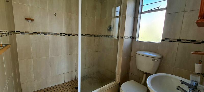 To Let 1 Bedroom Property for Rent in Radiokop Gauteng