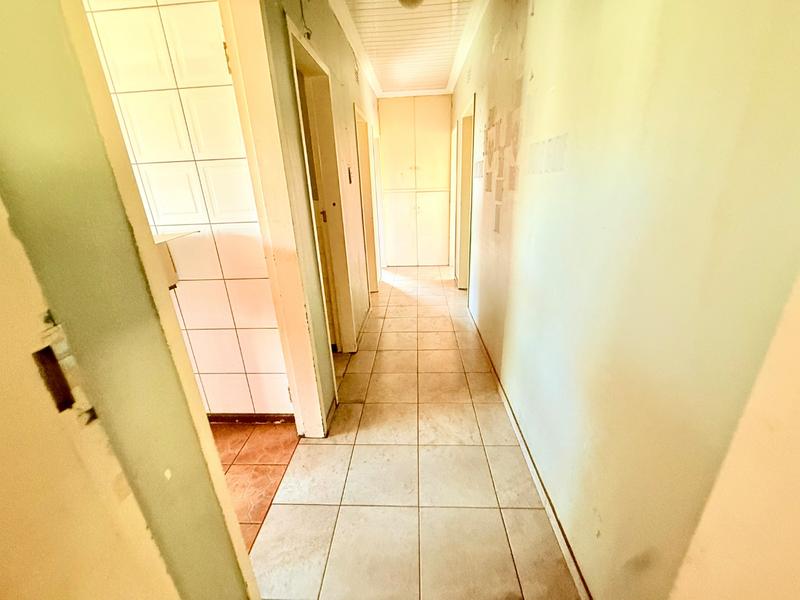 3 Bedroom Property for Sale in Vanderbijlpark CW 5 Gauteng