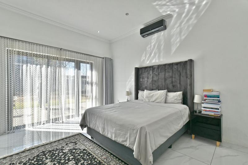 5 Bedroom Property for Sale in Eikenhof Gauteng