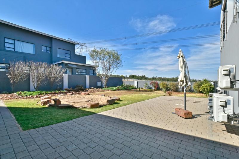 5 Bedroom Property for Sale in Eikenhof Gauteng