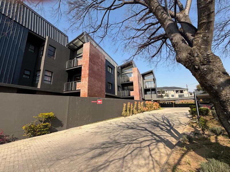3 Bedroom Property for Sale in Broadacres Gauteng