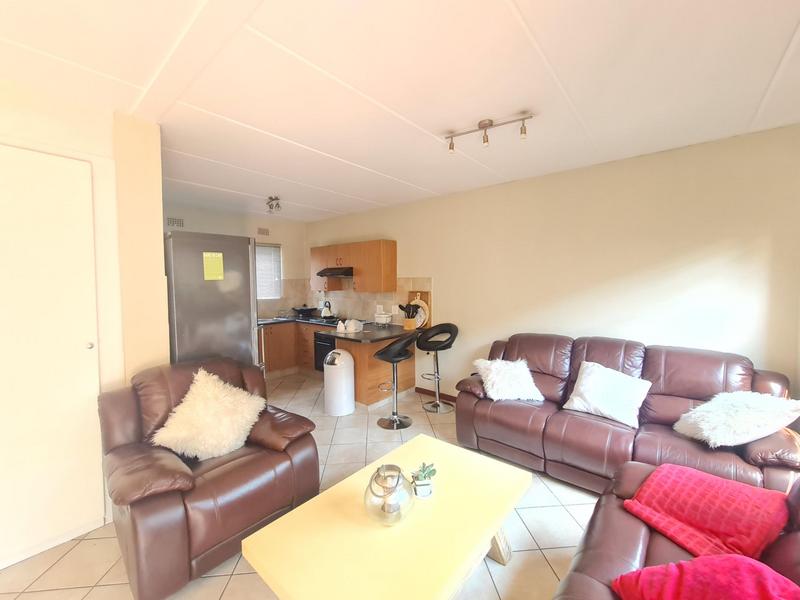 To Let 2 Bedroom Property for Rent in Paulshof Gauteng