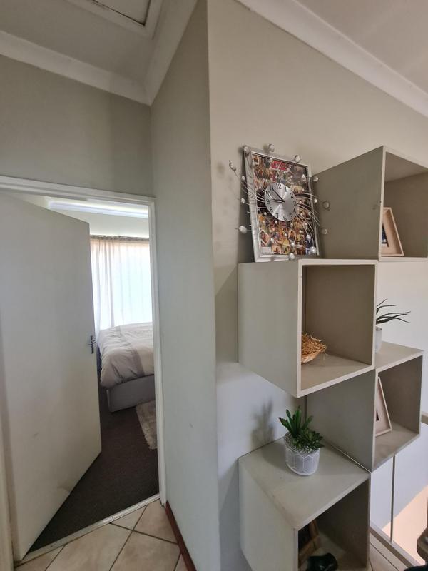 To Let 2 Bedroom Property for Rent in Paulshof Gauteng