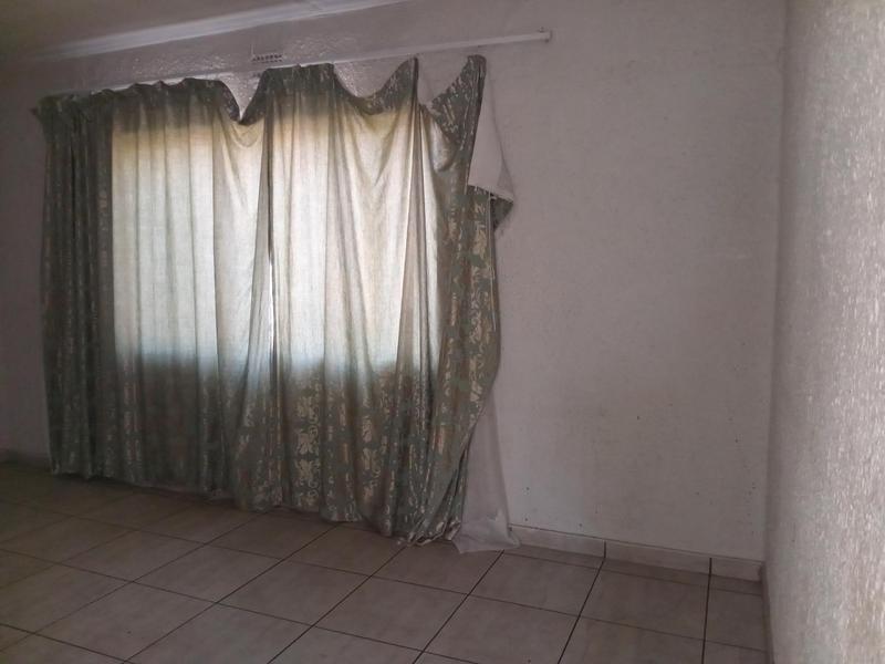 3 Bedroom Property for Sale in Vanderbijlpark Cw 6 Gauteng