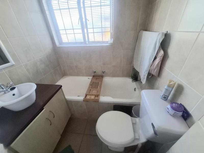 To Let 1 Bedroom Property for Rent in Morningside Gauteng