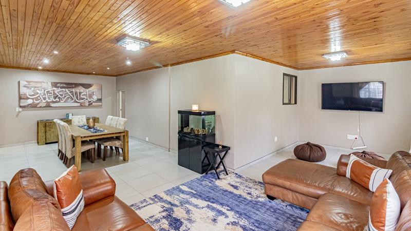4 Bedroom Property for Sale in Crosby Gauteng