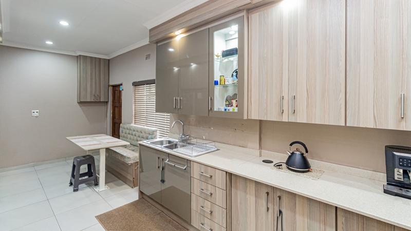 4 Bedroom Property for Sale in Crosby Gauteng