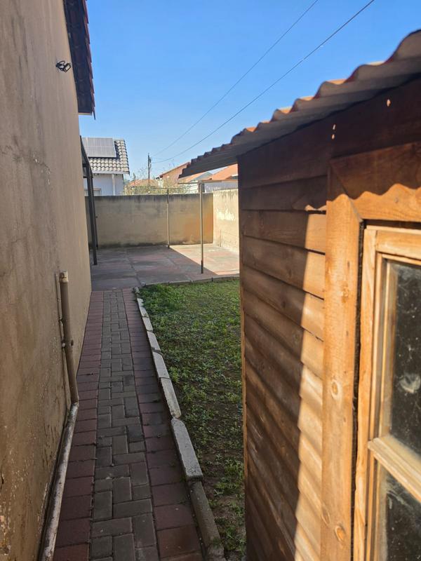 3 Bedroom Property for Sale in Ormonde Gauteng