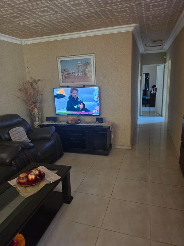 3 Bedroom Property for Sale in Ormonde Gauteng