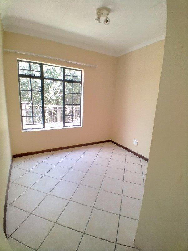 To Let 2 Bedroom Property for Rent in Mooikloof Ridge Gauteng