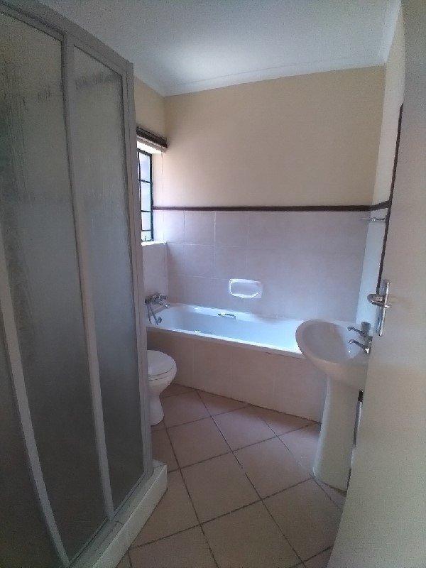 To Let 2 Bedroom Property for Rent in Mooikloof Ridge Gauteng