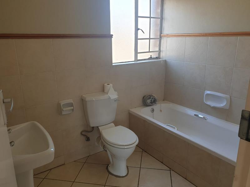 2 Bedroom Property for Sale in Moreleta Park Gauteng