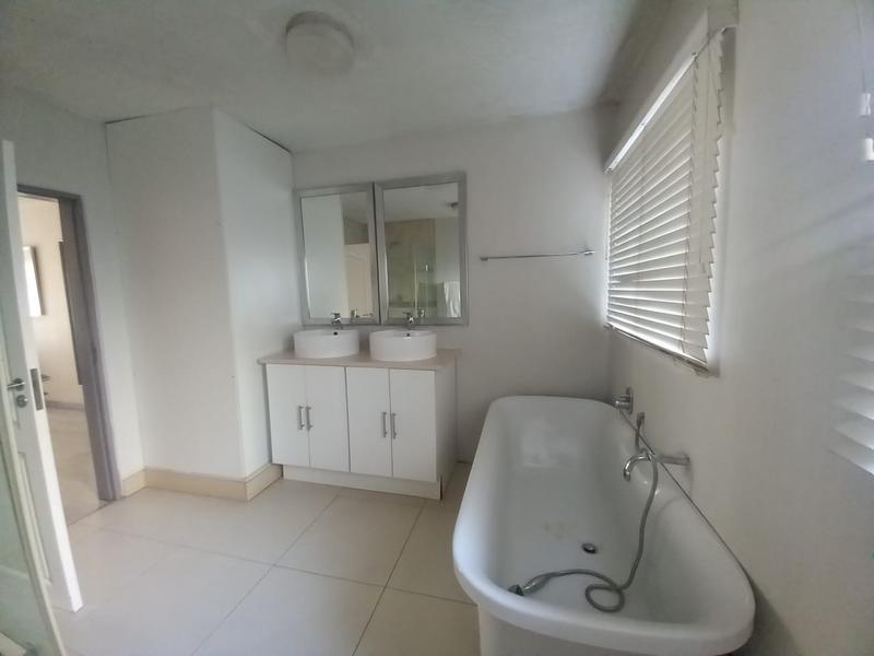 To Let 3 Bedroom Property for Rent in Morningside Gauteng