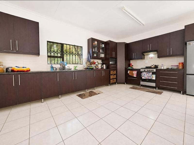 4 Bedroom Property for Sale in Brackenhurst Gauteng