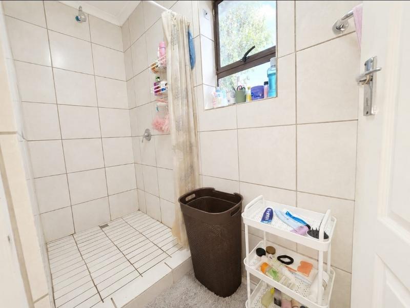 4 Bedroom Property for Sale in Brackenhurst Gauteng