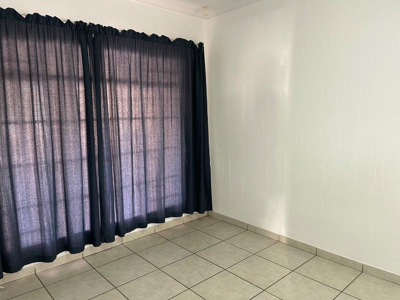 3 Bedroom Property for Sale in Vanderbijlpark SW 5 Gauteng
