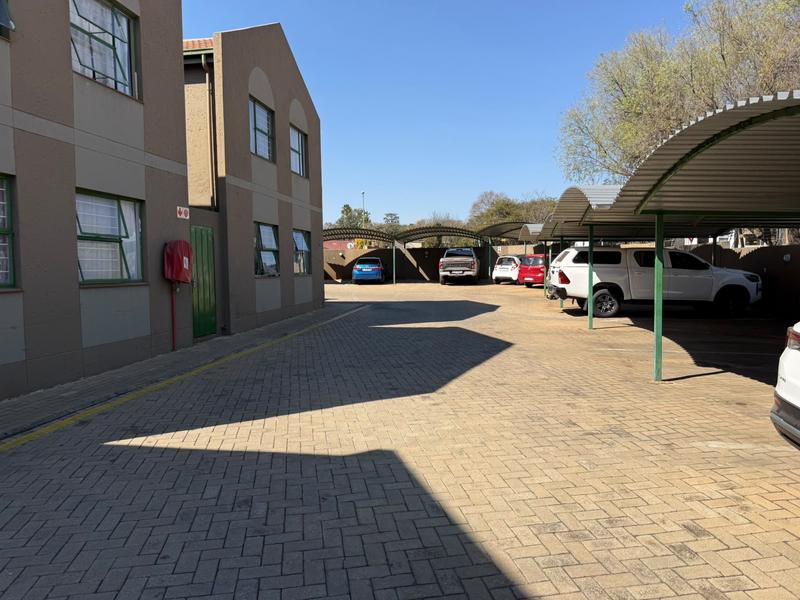 To Let 3 Bedroom Property for Rent in Eldoraigne Gauteng