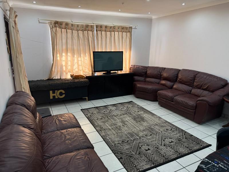 To Let 3 Bedroom Property for Rent in Eldoraigne Gauteng