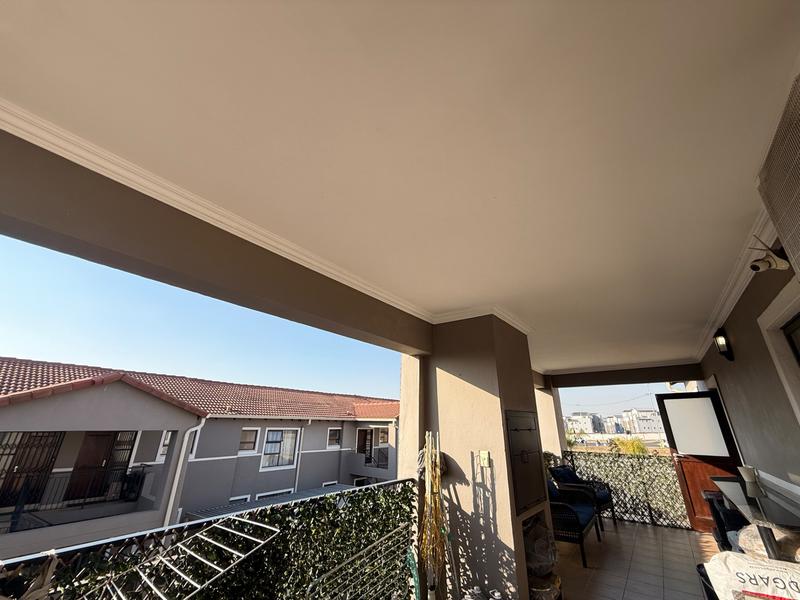 3 Bedroom Property for Sale in Barbeque Downs Gauteng