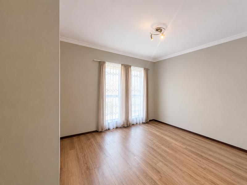 3 Bedroom Property for Sale in Barbeque Downs Gauteng