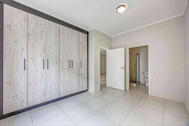 2 Bedroom Property for Sale in Carlswald Gauteng