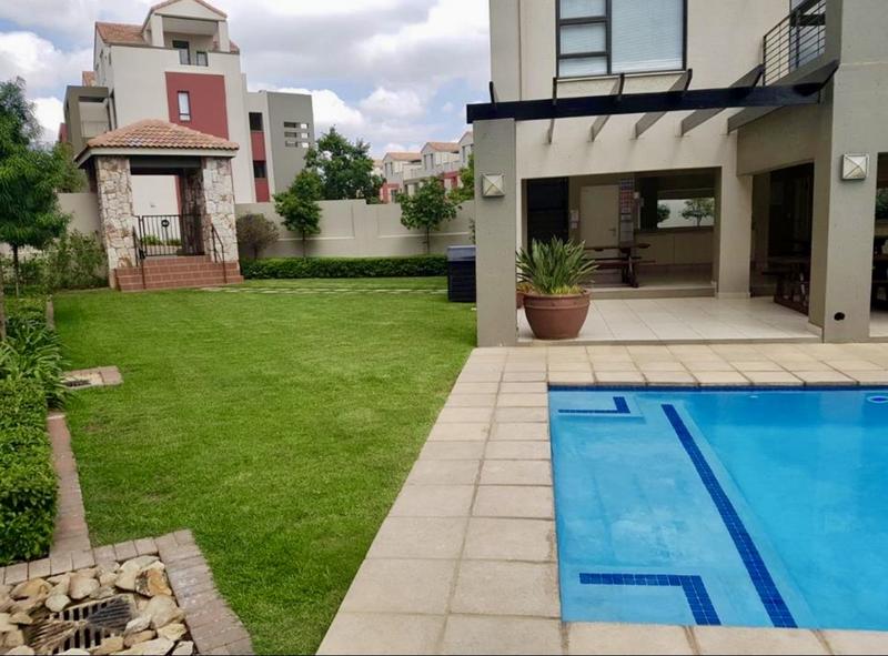 To Let 1 Bedroom Property for Rent in Sunninghill Gauteng
