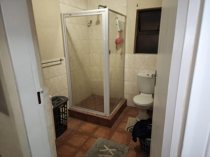 To Let 2 Bedroom Property for Rent in Gosforth Park Gauteng