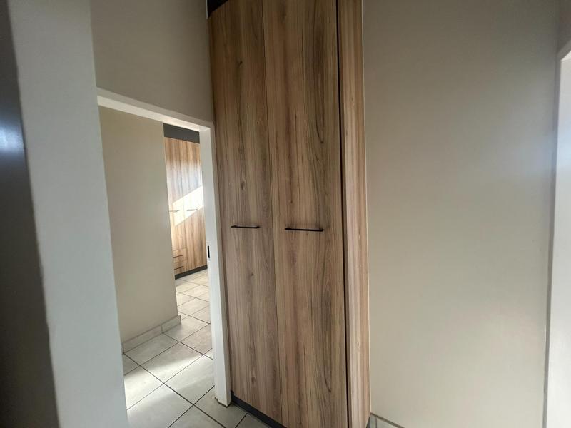2 Bedroom Property for Sale in Montana Gauteng