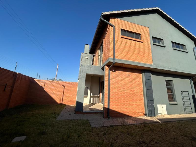 2 Bedroom Property for Sale in Montana Gauteng