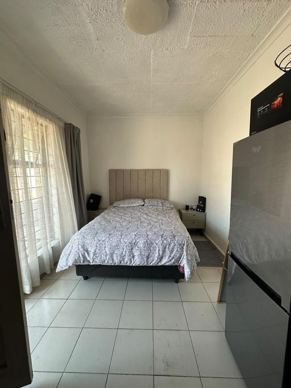 To Let 1 Bedroom Property for Rent in Erasmusrand Gauteng