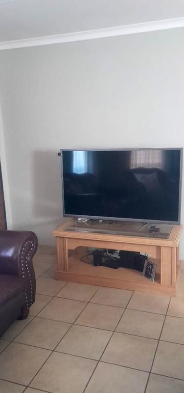 3 Bedroom Property for Sale in Protea Glen Gauteng