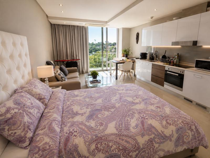 To Let 1 Bedroom Property for Rent in Sandown Gauteng