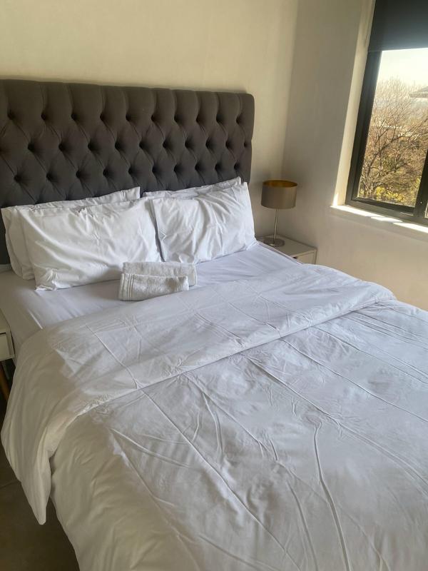To Let 1 Bedroom Property for Rent in Sandton Gauteng