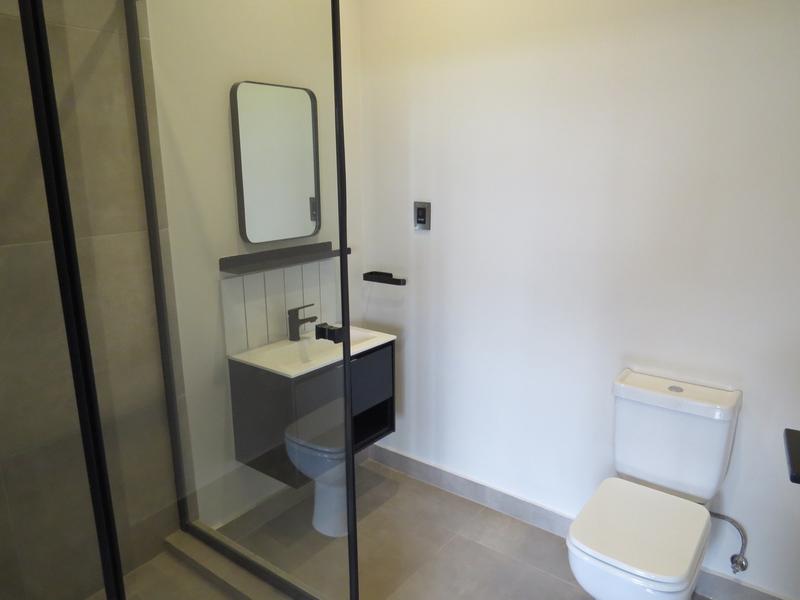 To Let 1 Bedroom Property for Rent in Sandton Gauteng