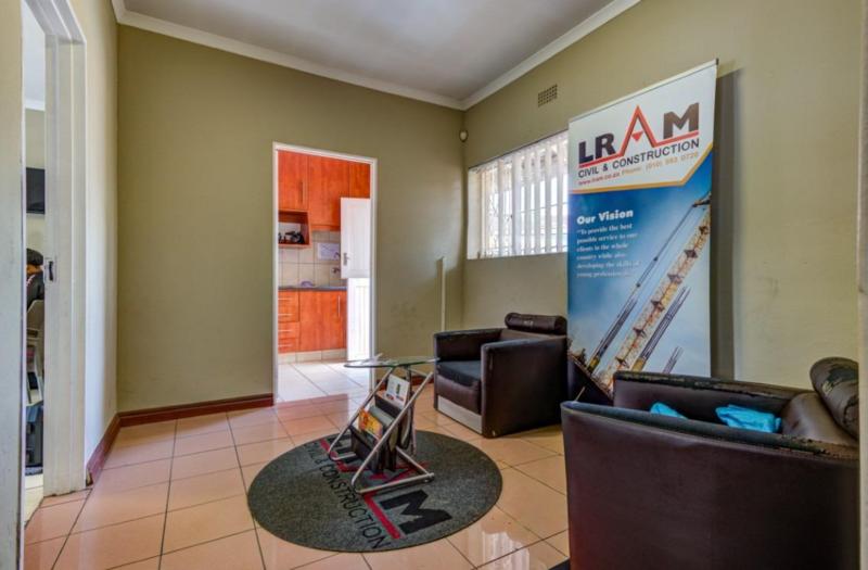 Commercial Property for Sale in Kempton Park Ext 4 Gauteng