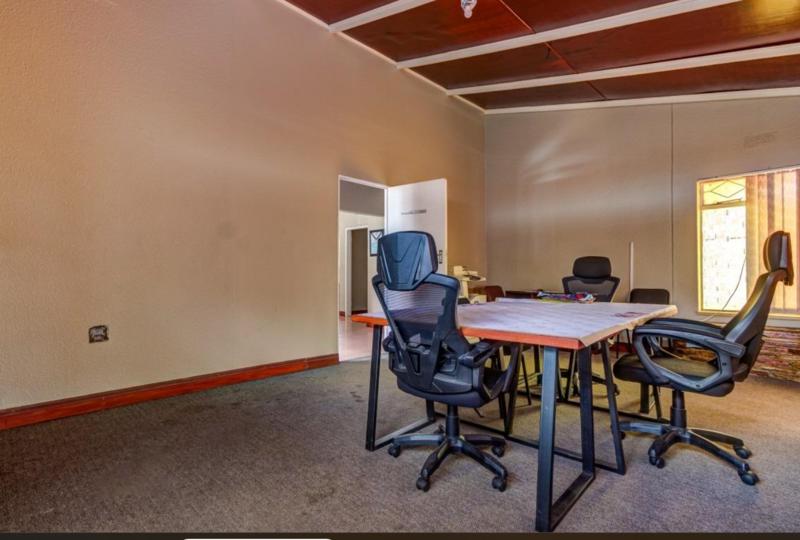 Commercial Property for Sale in Kempton Park Ext 4 Gauteng