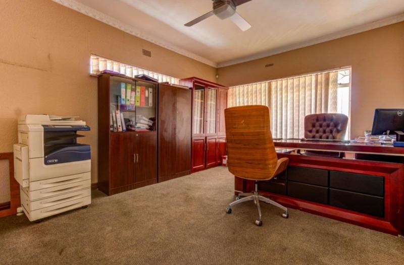 Commercial Property for Sale in Kempton Park Ext 4 Gauteng