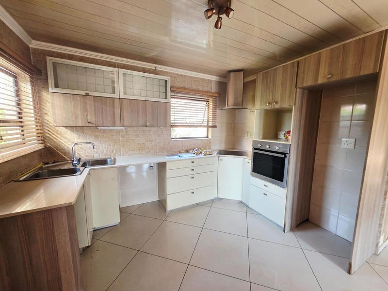 3 Bedroom Property for Sale in Rhodesfield Gauteng
