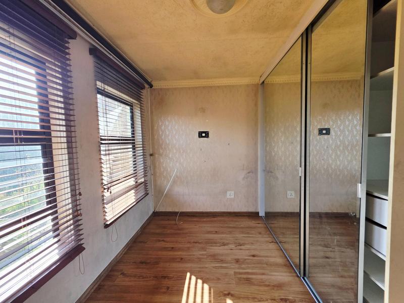 3 Bedroom Property for Sale in Rhodesfield Gauteng