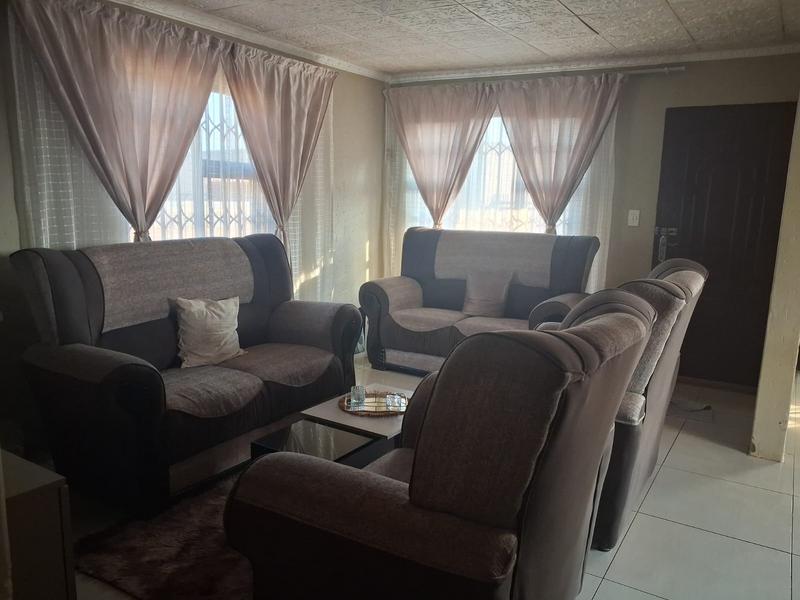 2 Bedroom Property for Sale in Vosloorus Gauteng