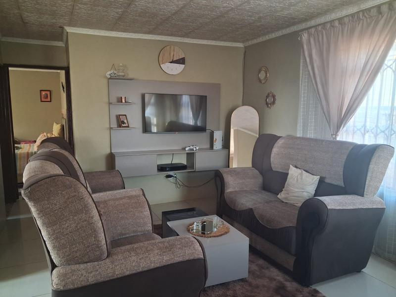 2 Bedroom Property for Sale in Vosloorus Gauteng