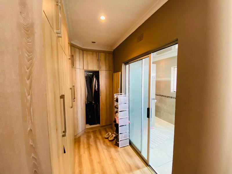 4 Bedroom Property for Sale in Kibler Park Gauteng