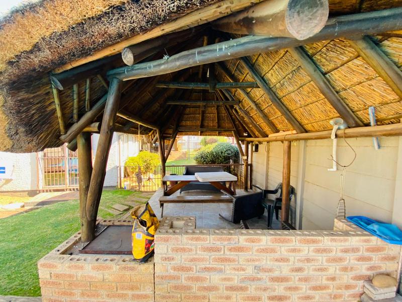 4 Bedroom Property for Sale in Kibler Park Gauteng