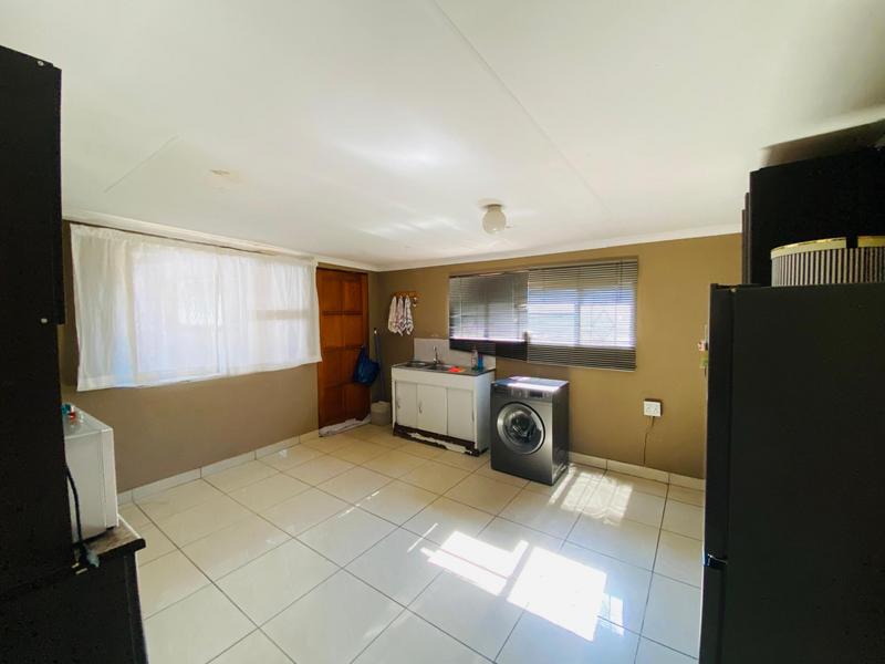 4 Bedroom Property for Sale in Kibler Park Gauteng