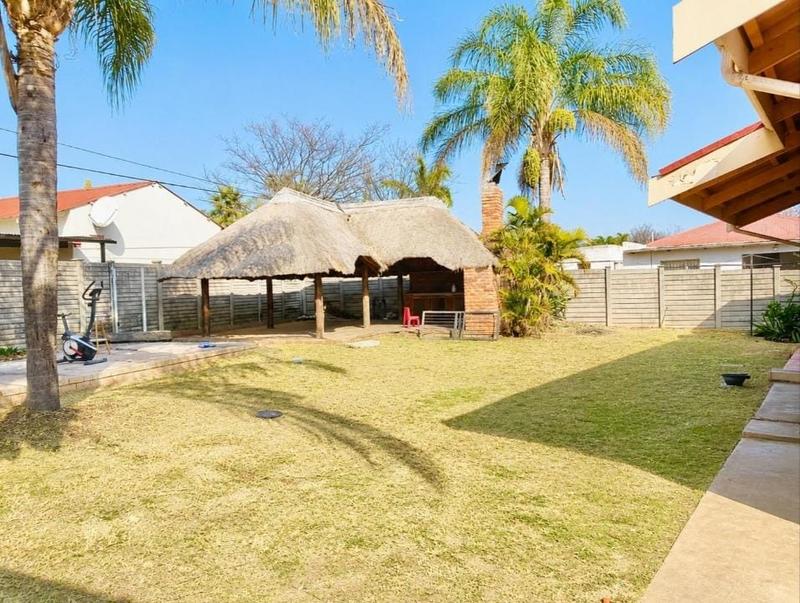3 Bedroom Property for Sale in Kwaggasrand Gauteng